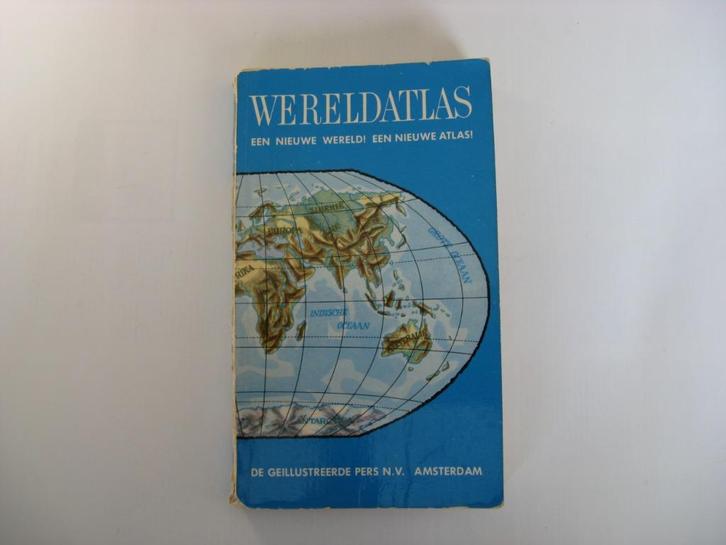 Wereldatlas Een nieuwe Wereld! Een nieuwe Atlas!, Boeken, Overige Boeken, Gelezen, Ophalen of Verzenden