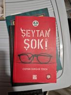 Seytan sok osman sungur, Boeken, Overige Boeken, Ophalen of Verzenden