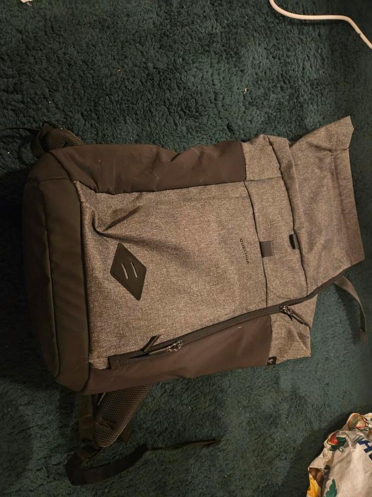 Quechua NH500 Escape Rolltop Rugzak 23L - Grijs, Sieraden, Tassen en Uiterlijk, Tassen | Rugtassen, Zo goed als nieuw, Overige merken