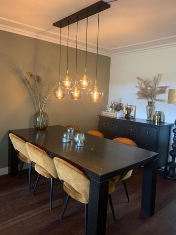 Zware eikenhouten eettafel 220 x 100 cm  beschikbaar voor biedingen