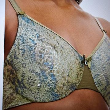 Chantelle Magnifique 85 E  NIEUWE BEUGELBH beschikbaar voor biedingen