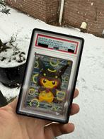 Pikachu Poncho Rayquaza - PSA 9, Hobby en Vrije tijd, Verzamelkaartspellen | Pokémon, Foil, Losse kaart, Ophalen of Verzenden