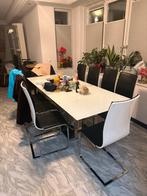 Glazen design eettafel met Zwarte design stoelen, Ophalen, Zo goed als nieuw, 8 stoelen of meer