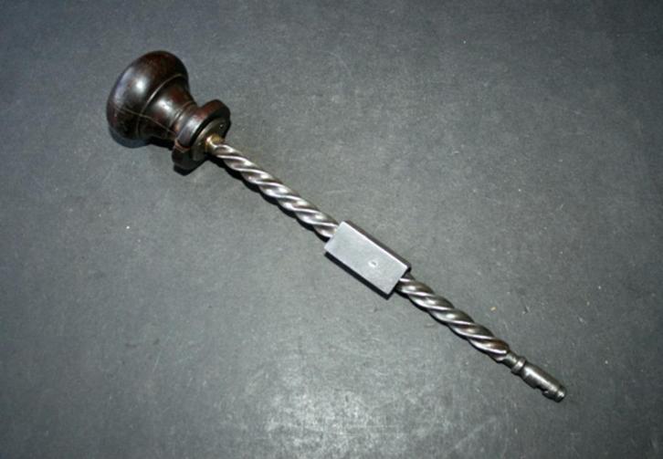 Bijzondere drilboor, Antiek en Kunst, Antiek | Gereedschap en Instrumenten, Ophalen of Verzenden