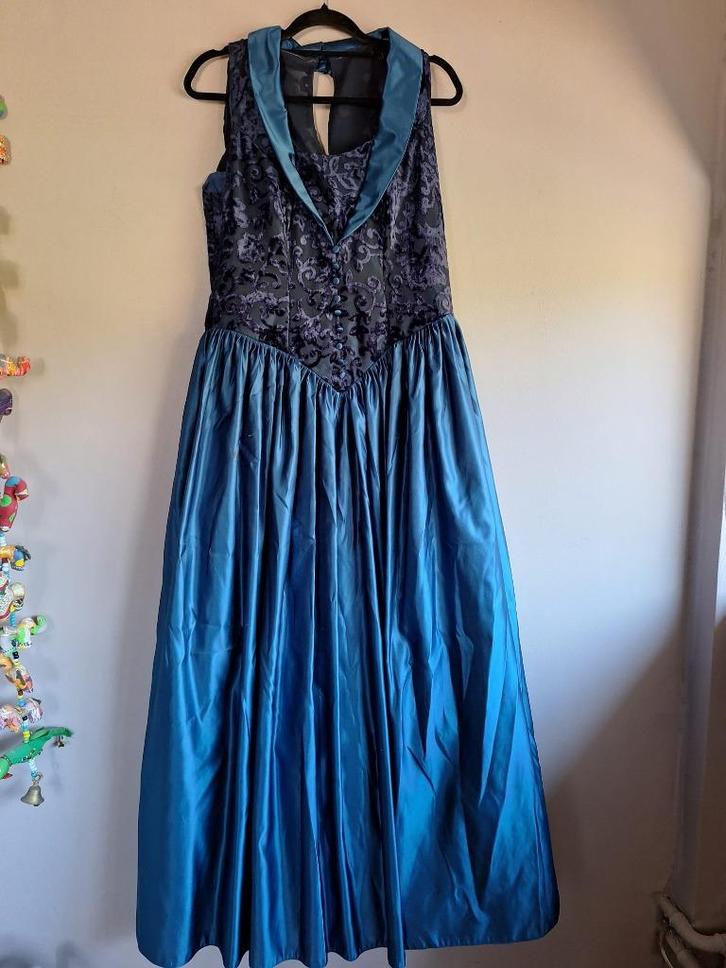 Nieuwe blauwe lange gala/feest jurk, maat M, Kleding | Dames, Jurken, Nieuw, Maat 38/40 (M), Blauw, Onder de knie, Ophalen of Verzenden