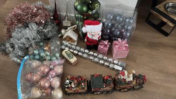 Diverse kerstspullen beschikbaar voor biedingen
