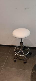 Tabouret voor schoonheidssalon/pedicure, Ophalen, Gebruikt, Wit, Bureaukruk