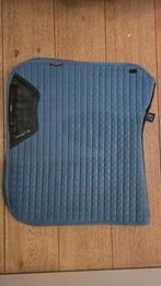 LeMieux dekje Prosport Dresuur blue suéde maat Full/paard, Dieren en Toebehoren, Ophalen of Verzenden, Zo goed als nieuw, Dekje