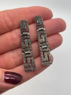 B672 Prachtige zilveren oorbellen Griekse meander, Hangers, Ophalen of Verzenden, X, Met edelsteen