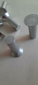 22st. Aluminium massief afgevlakt Klinknagels 8x25 hobby, Watersport en Boten, N, Nieuw, Ophalen of Verzenden, N