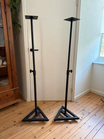 Speakerstandaard monitorstandaard 146cm hoogte verstelbaar beschikbaar voor biedingen