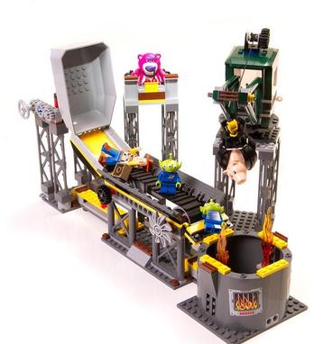 Lego Toy Story 3 Vuilnispers (7596) beschikbaar voor biedingen