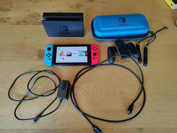 Nintendo switch original met accessoires beschikbaar voor biedingen