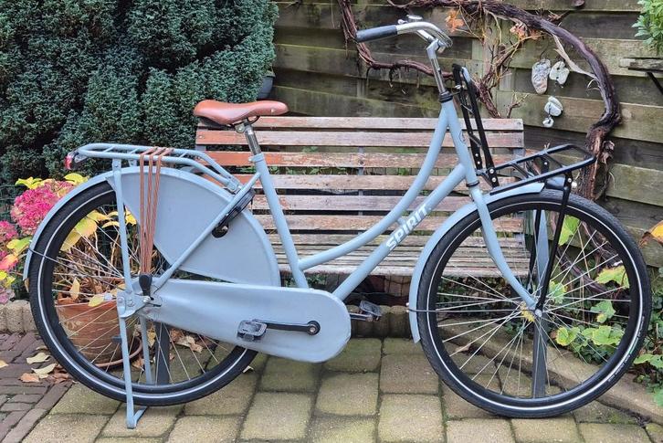 Zo goed als nieuwe Spirit omafiets met transportrek, Fietsen en Brommers, Fietsen | Dames | Omafietsen, Zo goed als nieuw, 53 tot 56 cm