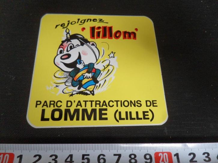 sticker frankrijk LILLOM parc d'attractions de lomme lille, Verzamelen, Stickers, Zo goed als nieuw, Ophalen