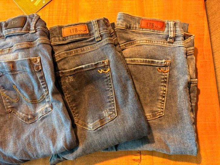 5 stuks dames jeans maat 30/32, Kleding | Dames, Spijkerbroeken en Jeans, Gedragen, W30 - W32 (confectie 38/40), Blauw, Ophalen of Verzenden