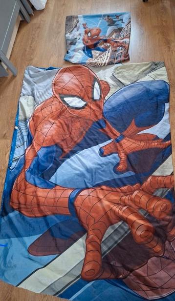 Spiderman dekbedovertrek 110 x 165 lang beschikbaar voor biedingen