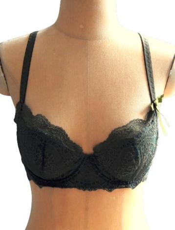 Nieuwe Christian Lacroix sexy bh, kant, Mt. 75 C beschikbaar voor biedingen
