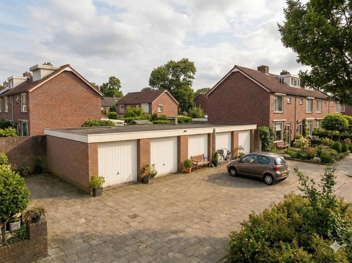 Wij kopen garageboxen in Twente, Auto diversen, Autostallingen en Garages