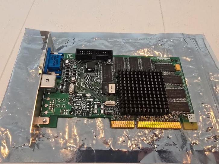Diamond viper V550 SDR 16MB AGP, Computers en Software, Vintage Computers, Ophalen of Verzenden