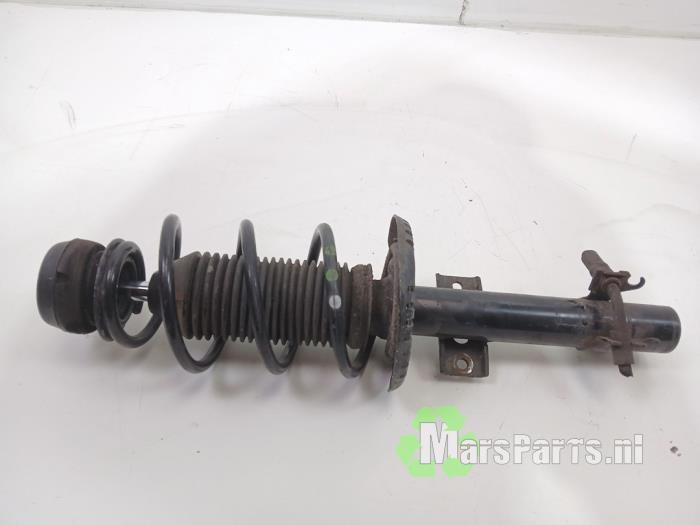 Schokdemperpoot rechts-voor van een Volkswagen UP, Gebruikt, -, Volkswagen, -