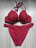 Bordeauxrode bikini maat 80 C broekje L, New Yorker, Ophalen of Verzenden, Zo goed als nieuw, Bikini