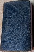 Oud dagmissaal met echt lederen kaft, Antiek en Kunst, Antiek | Boeken en Bijbels, Ophalen of Verzenden