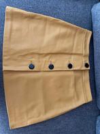 Gele rok met knopen - Maat L Mango- imitatie leer, Mango, Geel, Maat 42/44 (L), Ophalen of Verzenden