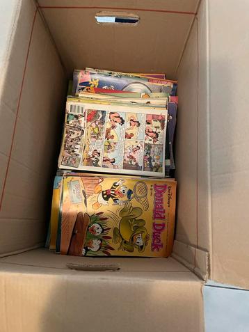 Donald Duck Stripboeken - Twee Halfvolle Dozen beschikbaar voor biedingen