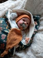Reborn baby met open oogjes!, Verzamelen, Ophalen of Verzenden, Zo goed als nieuw, Babypop