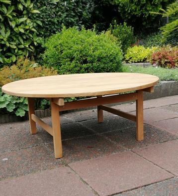 Round coffeetable – design Hans Wegner,  produced by Andreas beschikbaar voor biedingen