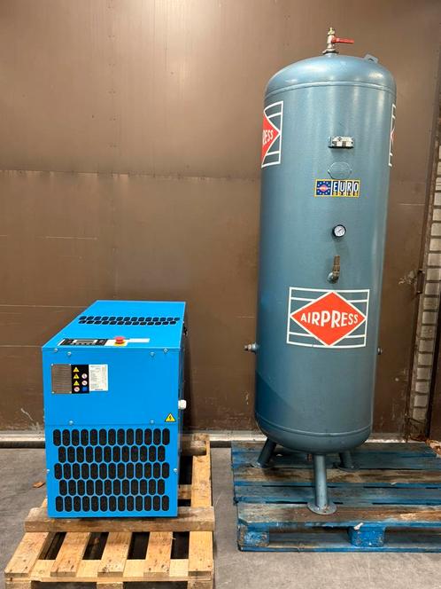 Compressor set. Met onderhoud uit 2020, Doe-het-zelf en Verbouw, Compressors, Zo goed als nieuw, 6 tot 10 bar, Ophalen