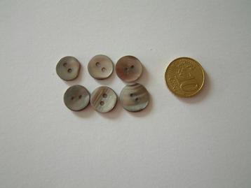6 echt parelmoer parlemoer knopen beschikbaar voor biedingen
