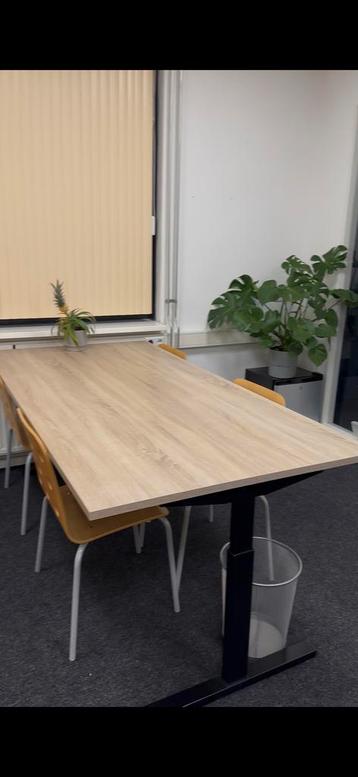 Bureau - Zo goed als nieuw! beschikbaar voor biedingen