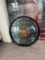 Stijlvolle Wandklok met Tandwiel Design, Huis en Inrichting, Ophalen of Verzenden, Zo goed als nieuw, Analoog, Wandklok