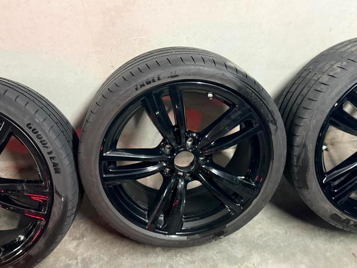 Te koop 442M BMW originele 19 inch hoogglans zwarte velgen, Auto-onderdelen, Banden en Velgen, Velg(en), Zomerbanden, 19 inch