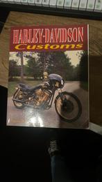 Harley-Davidson customs boek, Ophalen of Verzenden, Zo goed als nieuw