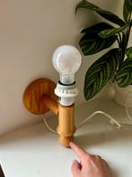 Vintage houten wandlamp Herda. Eikenhouten armatuur. Lamp, Huis en Inrichting, Lampen | Wandlampen, Ophalen of Verzenden, Zo goed als nieuw