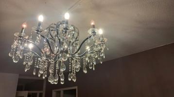 Luxe kroonluchter met kristal-look beschikbaar voor biedingen