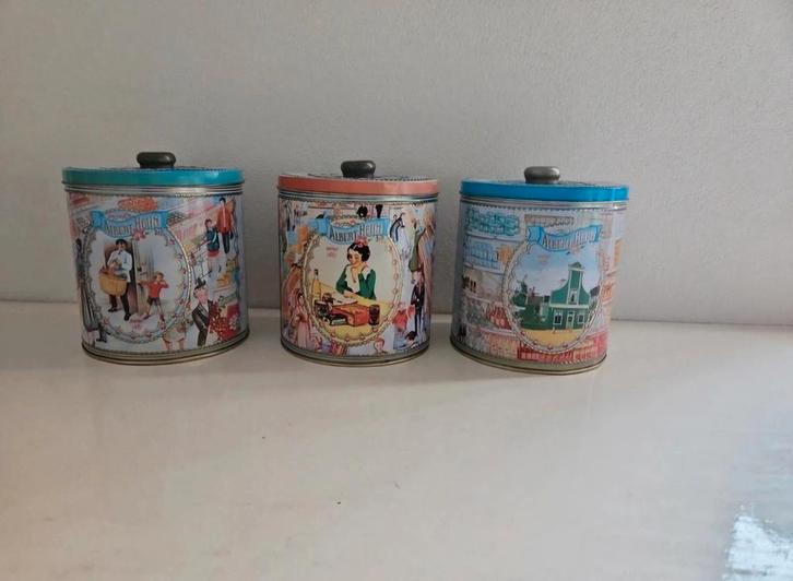 Retro Albert Heijn Bewaarblikken - Set van 3, Huis en Inrichting, Woonaccessoires | Schalen en Manden, Gebruikt, Mand, Rond, Overige materialen
