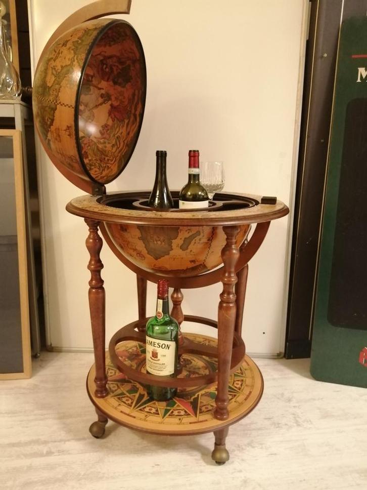 XL OUDE  ITALIAANSE GLOBEBAR BAR GLOBE WIJN BAR 95X57 CM, Antiek en Kunst, Curiosa en Brocante, Ophalen