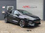 Ford Fiesta ST 1.5 EcoBoost Performance Pack PANO/B&O/CAMERA, Voorwielaandrijving, Leder en Stof, Zwart, Handgeschakeld