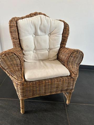 Rotan Kinderstoel beschikbaar voor biedingen