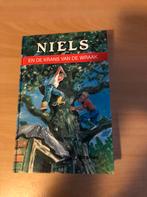 Niels en de krans van de wraak door Harry Marsman, Boeken, Ophalen of Verzenden, Zo goed als nieuw