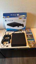 Playstation 4 slim 500 GB 2 controllers en 3 spellen, Ophalen of Verzenden, Zo goed als nieuw, Met 2 controllers, Slim