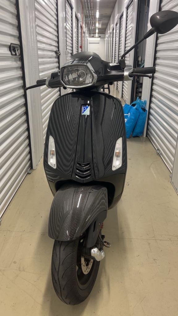 Super mooie vespa sprint uit 2015, Fietsen en Brommers, Scooters | Vespa, Zo goed als nieuw, Overige modellen, Maximaal 45 km/u