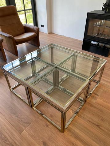 Glazen salontafel Romeo Rega beschikbaar voor biedingen