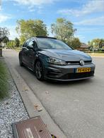 Volkswagen Golf 1.0 TSI 110pk 5D 2017 Grijs, Auto's, Voorwielaandrijving, Origineel Nederlands, Handgeschakeld, 3 cilinders