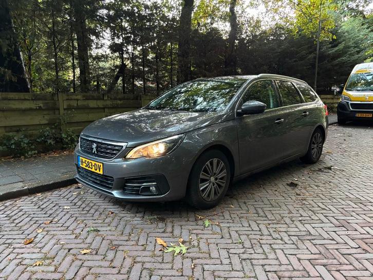 Peugeot 308 1.2 Puretech 110pk S&S 2020 Grijs, Auto's, Peugeot, Particulier, ABS, Achteruitrijcamera, Adaptive Cruise Control