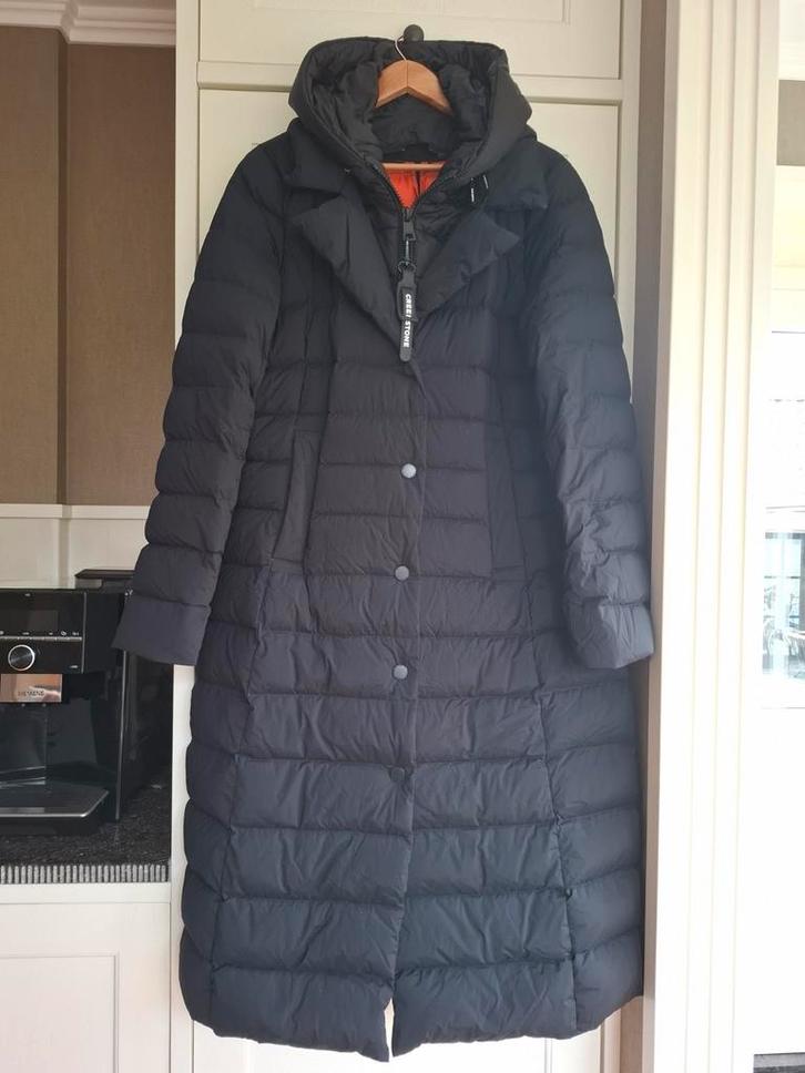 Zwarte donsmantel, Creenstone, 42, Kleding | Dames, Jassen | Winter, Nieuw, Maat 42/44 (L), Zwart, Ophalen of Verzenden